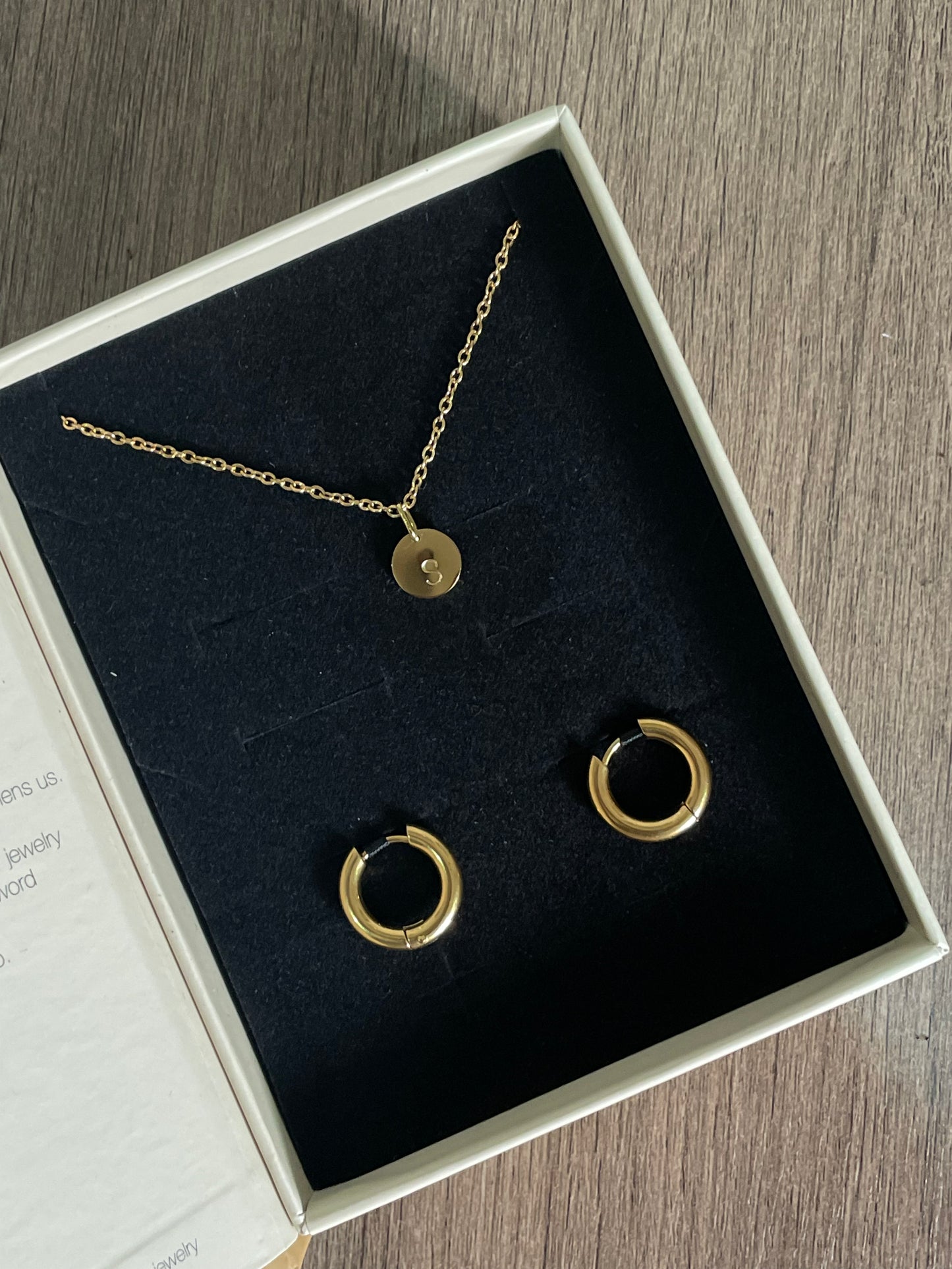 The whisper duo classic gift set