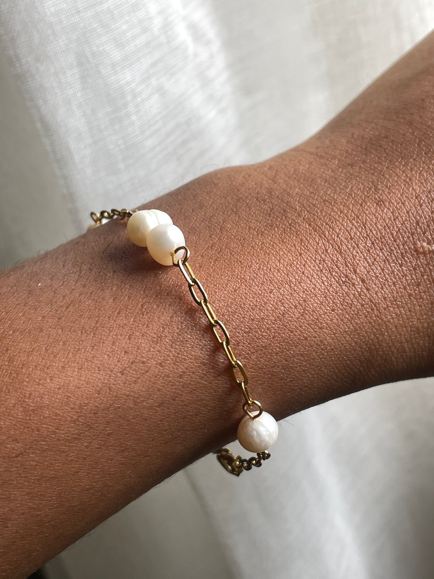 Pearl Chain bracelet-Kelly Praise