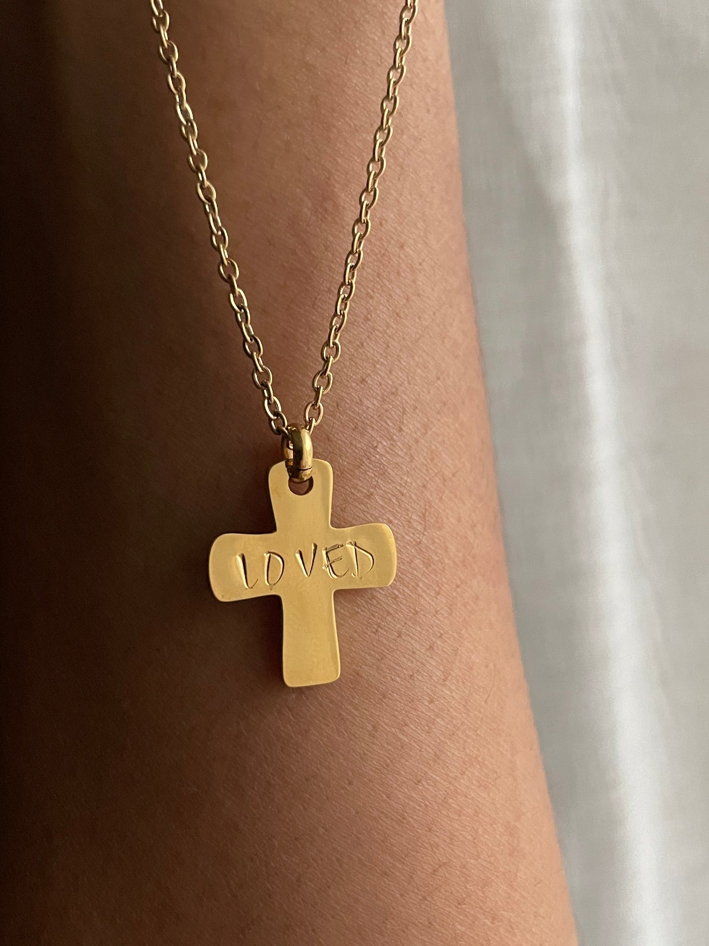 Faith cross pendant
