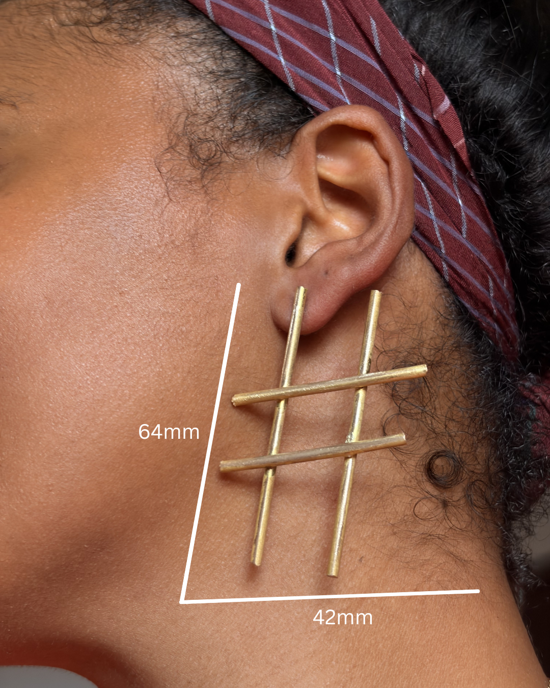 Kelly Praise parallel earrings