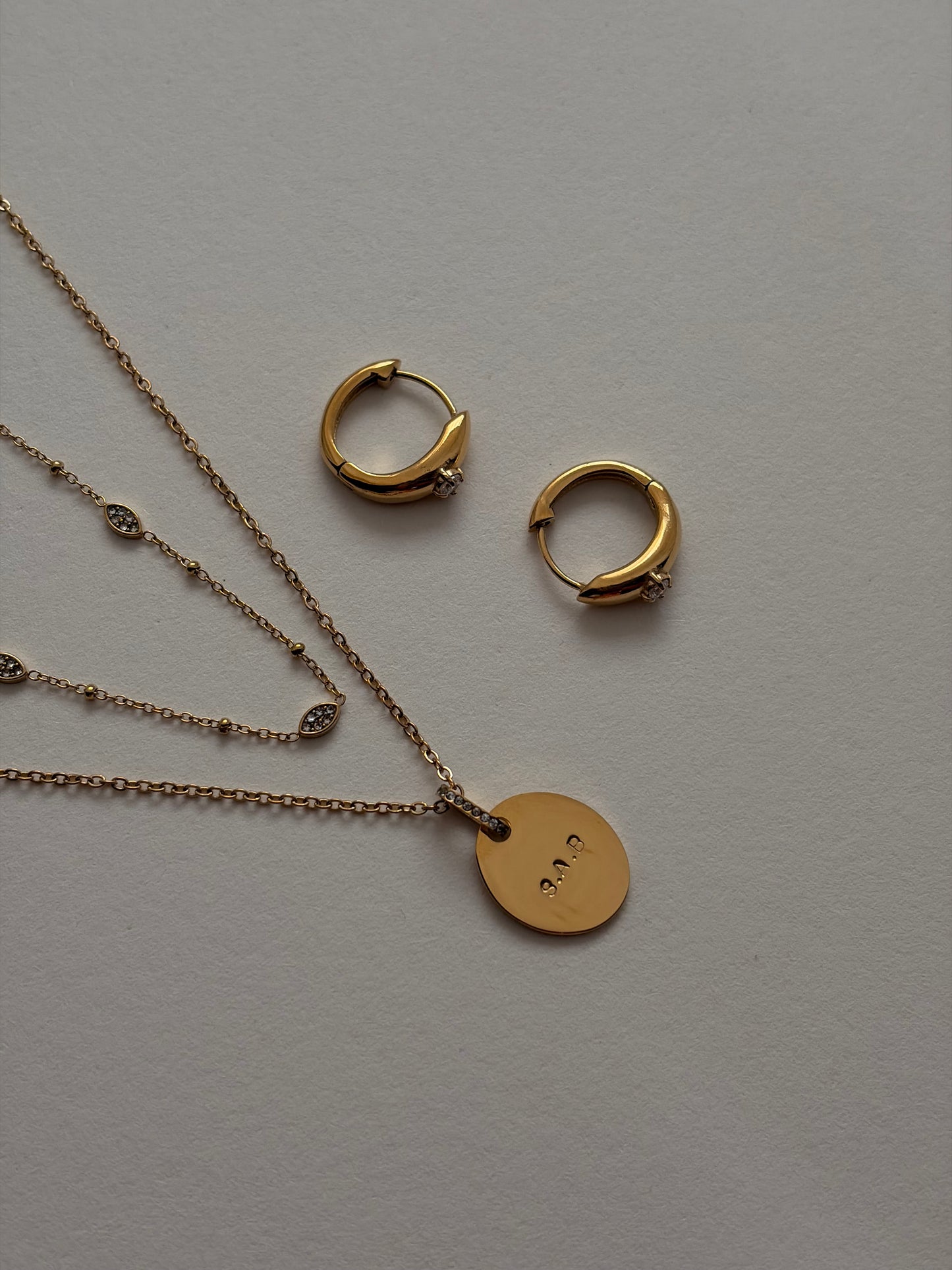 Oval affirmation pendant