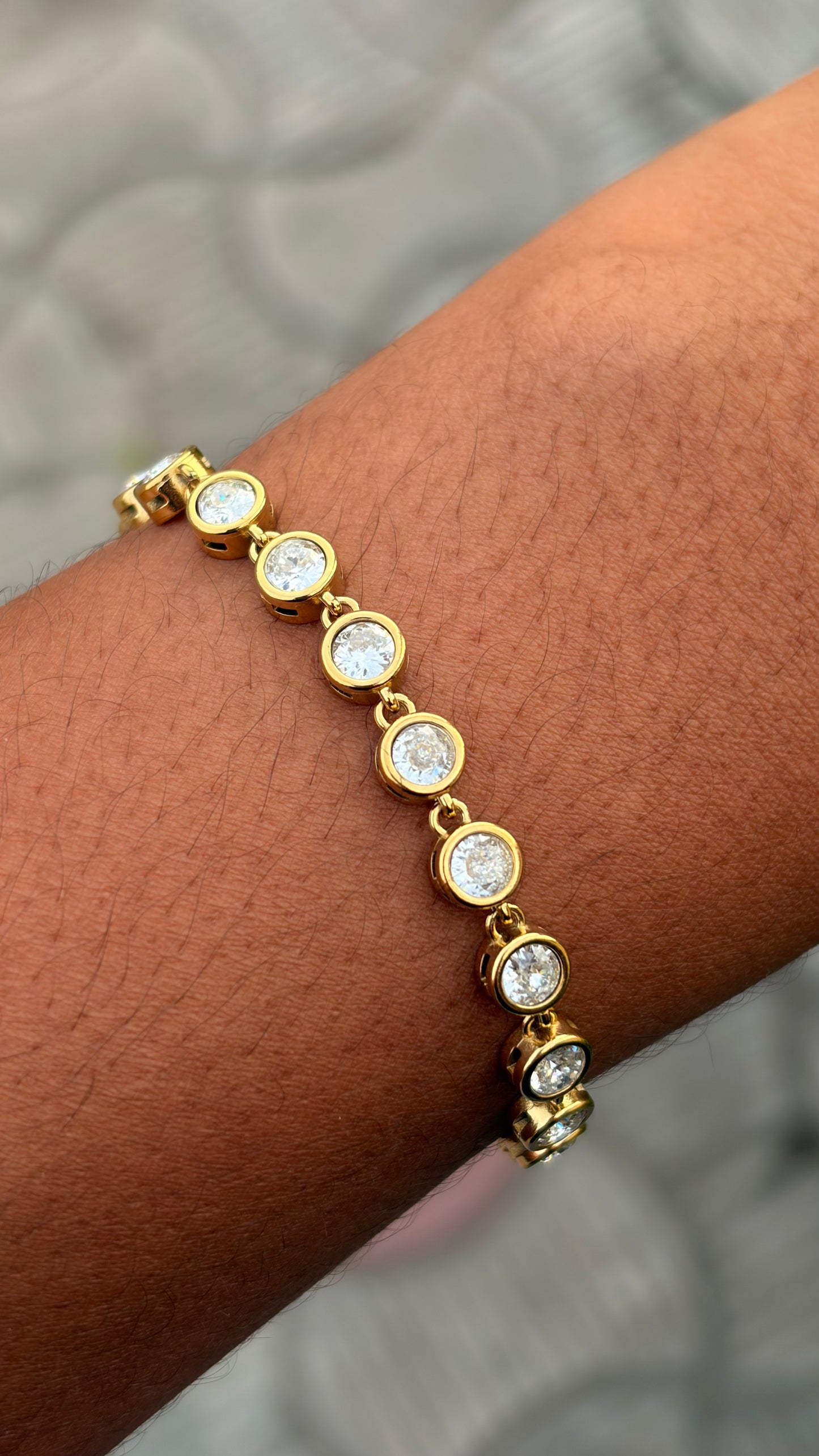 Bezel tennis bracelet