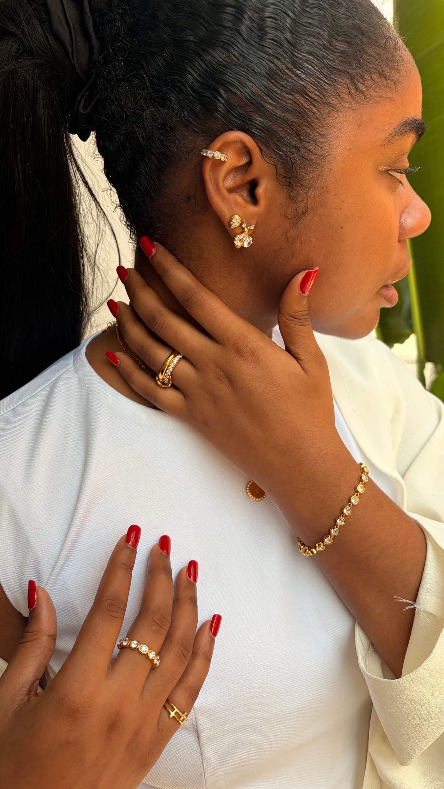 Queen Bee stud earrings