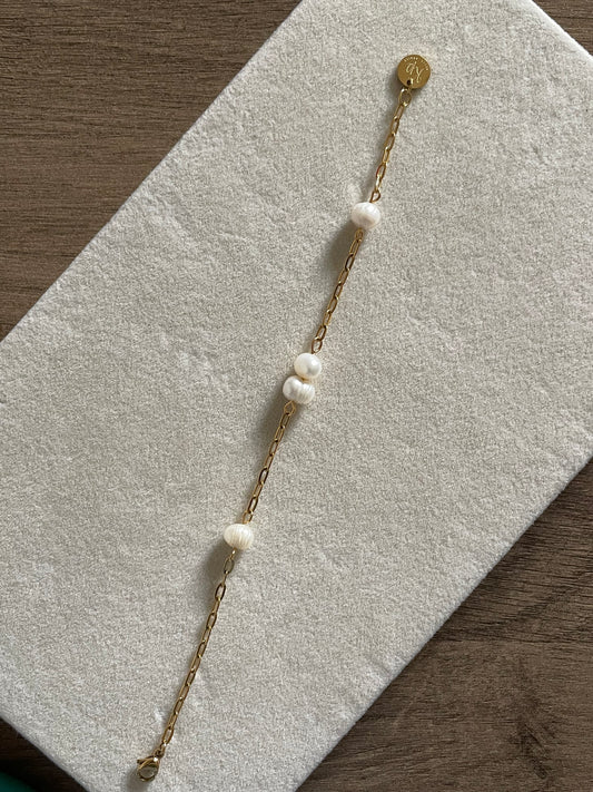 Pearl Chain bracelet-Kelly Praise